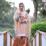Aina-e-Noor