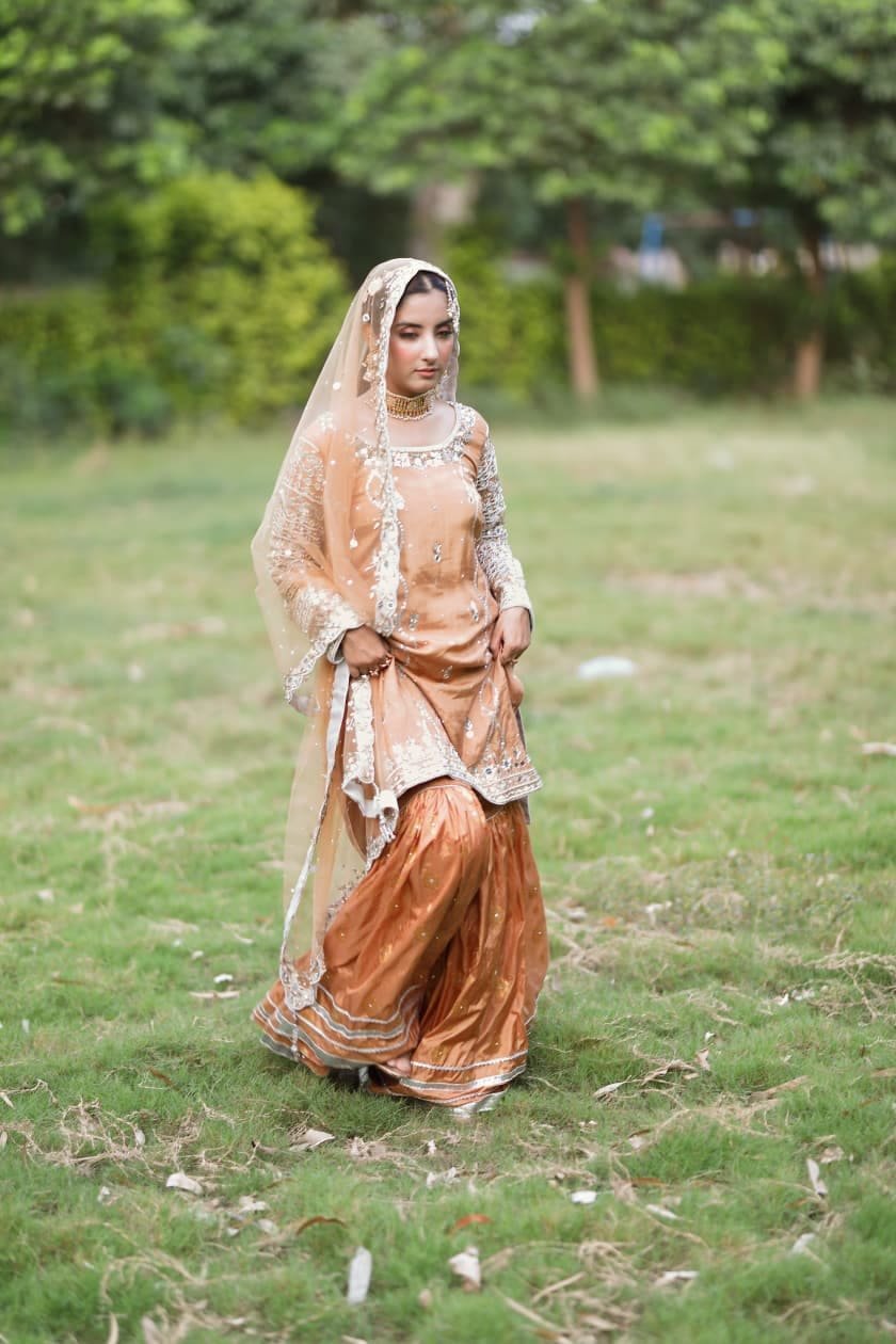 Aina-e-Noor