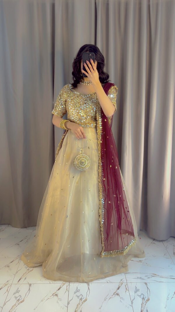 Shesh Noor